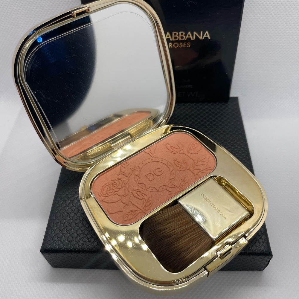 Dolce & Gabbana Blush of Roses in apricot